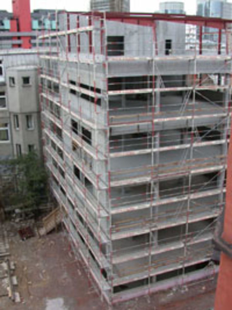 102 0 1617261014636863