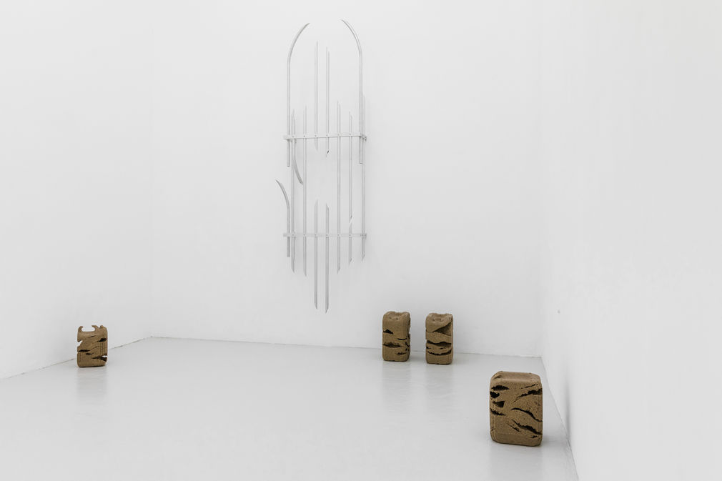 Dennis siering  installation view basis frankfurt  foto  angelika zinzow jpeg 1