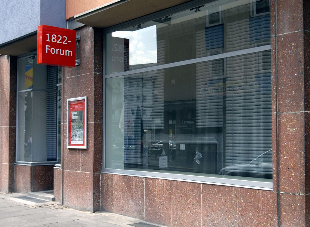 1822 forum aussen
