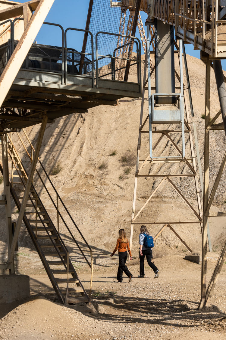 Stopped quarry  one day performance  sorigue plant  lleida  2021 photo jordi v  pou courtesy centre d art la panera   