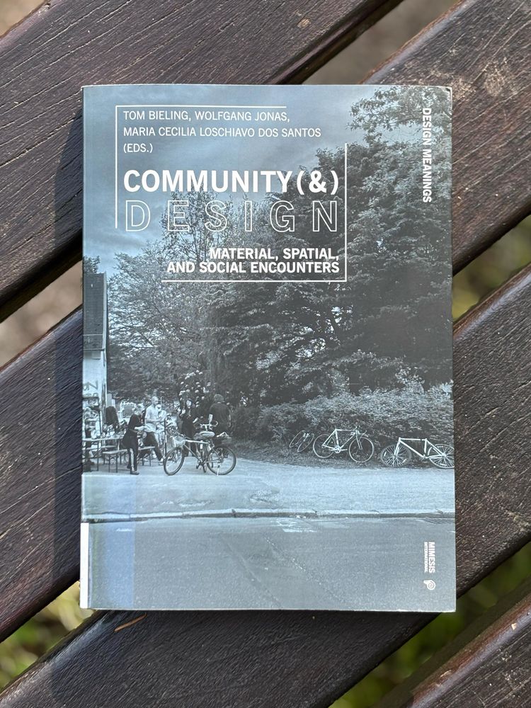 Tombieling et al communityanddesign bench w