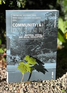 Tombieling et al communityanddesign scene w