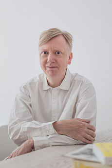 Hfg offenbach adrian niessler