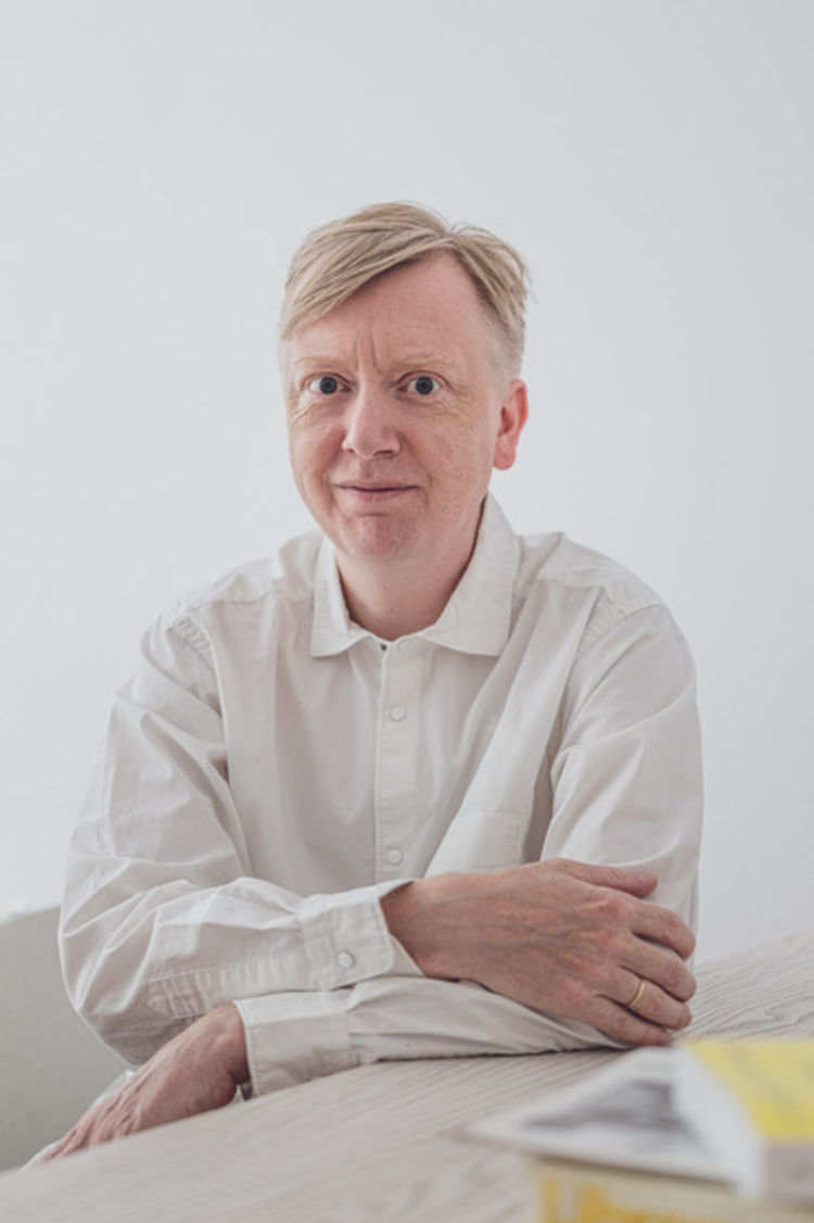 Hfg offenbach adrian niessler