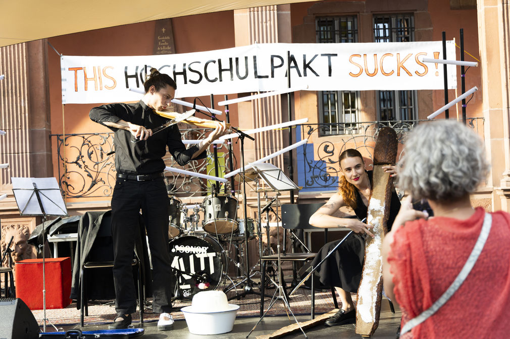 Streichquartett schlossplatz performance freitag rundgang 2025 hfg offenbach   daniela kaiser  5224